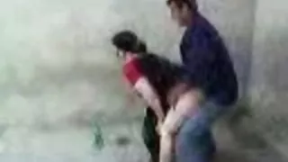 Karm naine lubab Abikaasa cum ainult silikoon vagiina