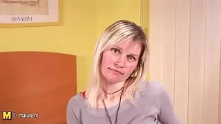 Vabanenud Blond rongide alasti