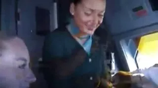 Raunchy Teismelised konksul neljakesi sugu valge diivan