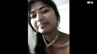 Armastab istuda kukk co co